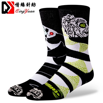 New Fashion Custom 3d Print Women Men White Crazy Skateboard Sublimated Socks